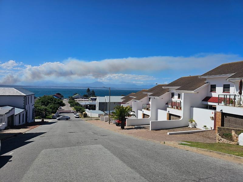 3 Bedroom Property for Sale in Mossel Bay Central Western Cape